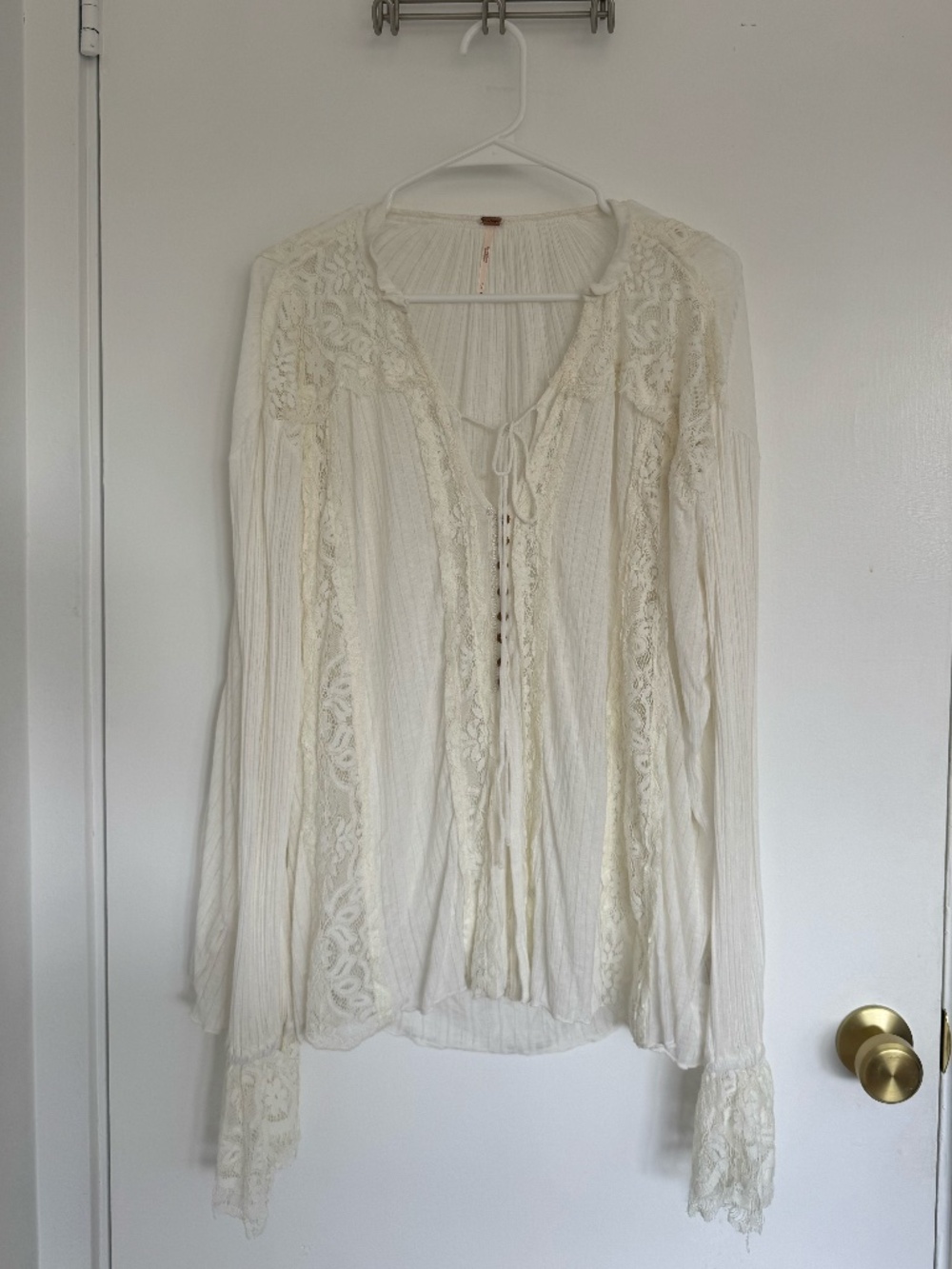 Free People Ivory Lace Trim Boho Blouse Size Small